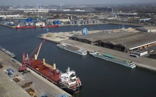У Миколаївському порту маєть намір побудувати зерновий та олійний термінали, а також олійноекстраційний завод