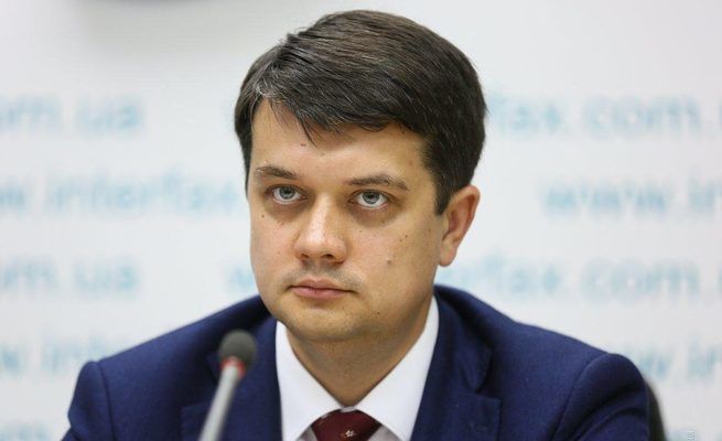 Земельна реформа не першочергове питання — Дмитро Разумков