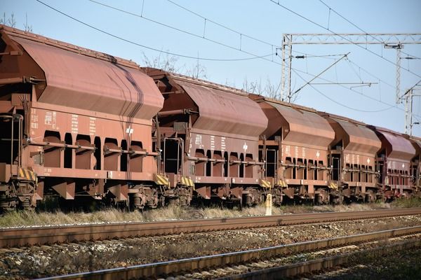 Зеленський доручив підготувати план реструктуризації «Укрзалізниці»