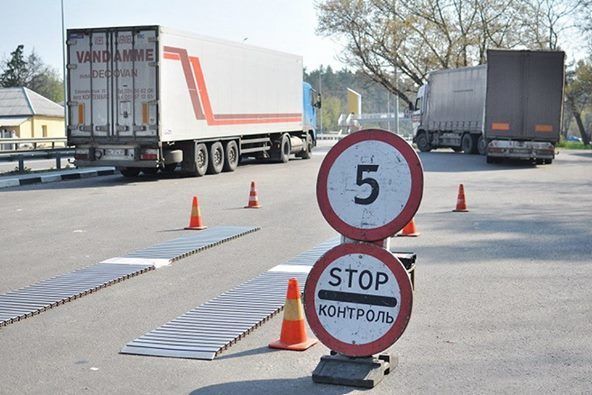 Комплексы весового контроля заработали на трассе Киев-Чоп